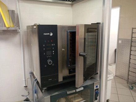 Пароконвектомат Fagor CPW-061 E Пароконвектомат Fagor CPW-061 E