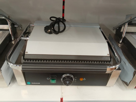 Прижимной гриль Hurakan HKN-PE34R