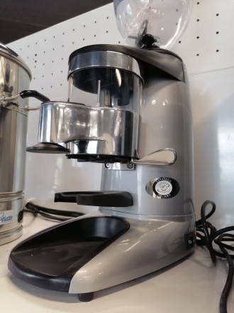Кофемолка WEGA 5.8 A Minimax