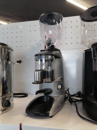 Кофемолка WEGA 5.8 A Minimax